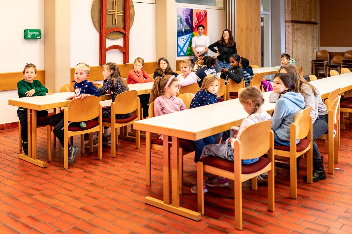 Kindergruppe Brummelhummeln (November 2025): Einstimmung auf den Advent – Foto 1 von 12